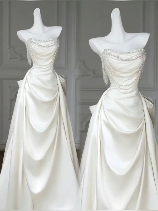 Women's Everyday Garments Elegant ivory strapless satin long wedding dress        S6404