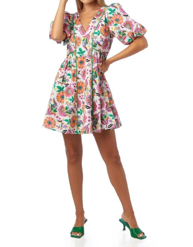 Women's Trendy Attire Kilby Dress In Floral Festival