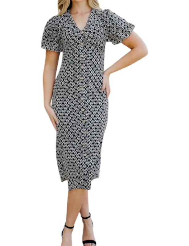 Women's Clothing Apparel Floral Midi Dress In Black/white