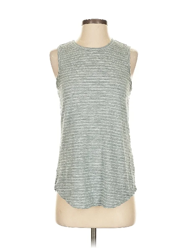 Women's Transitional Attire Sleeveless T Shirt